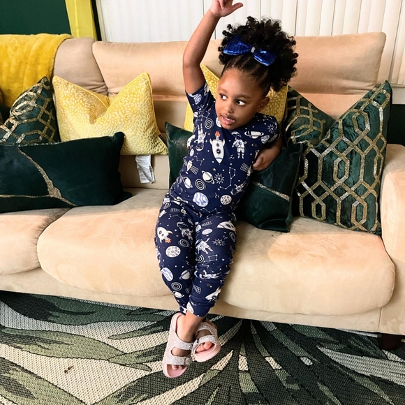 PLEAAE FALLOW FOR MY NEXT SHOW - Picture 9 of 17